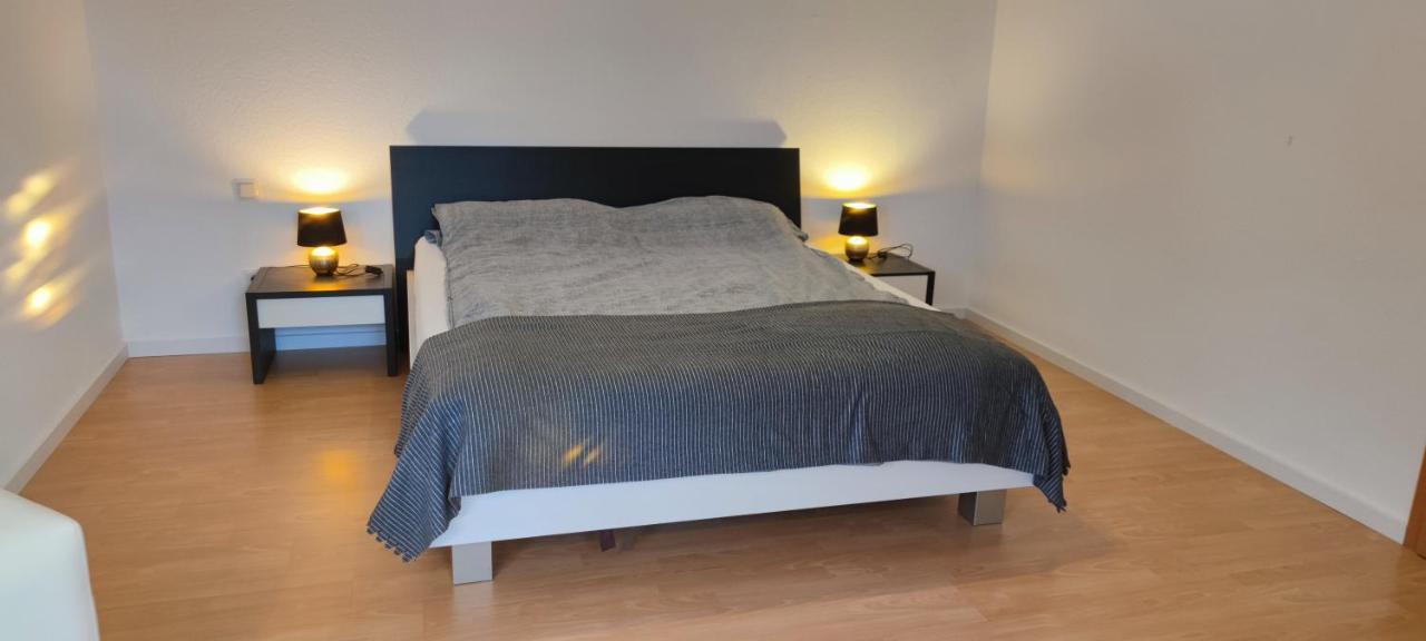 Moderne Ferienwohnung Lindlar, Dorf- Und Waldnah, Gratis W-Lan, Nr Экстерьер фото