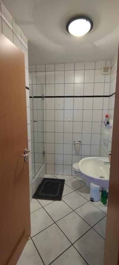 Moderne Ferienwohnung Lindlar, Dorf- Und Waldnah, Gratis W-Lan, Nr Экстерьер фото